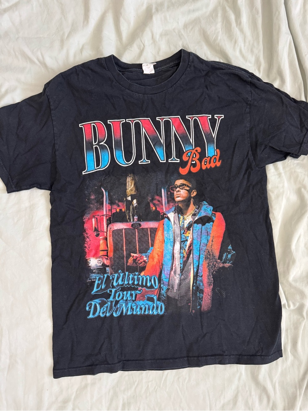 Bad bunny fan made shirt size medium